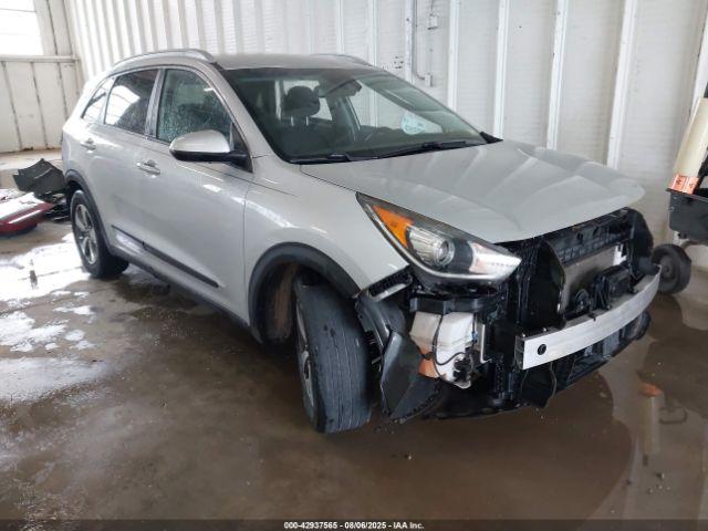  Salvage Kia Niro