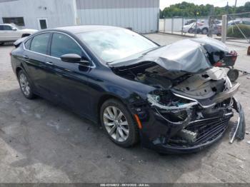  Salvage Chrysler 200