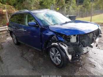  Salvage Nissan Pathfinder