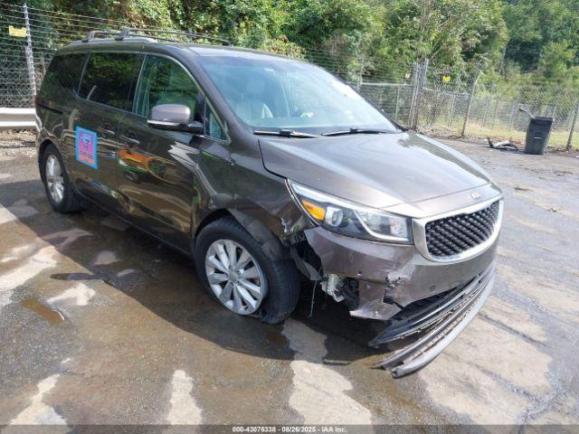  Salvage Kia Sedona
