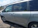 Toyota Sienna Le V6 8 Passenger Image 8
