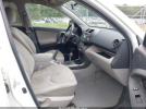 Toyota RAV4 Image 9