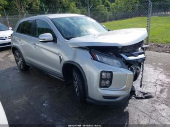  Salvage Mitsubishi Outlander