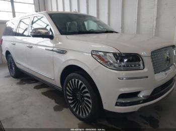  Salvage Lincoln Navigator