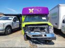 Ford E-350 Image 13
