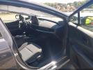 Toyota Prius Le Image 5