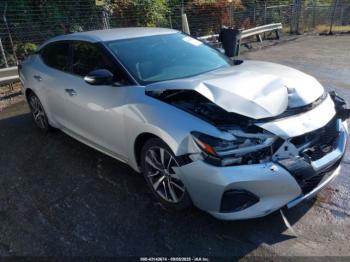  Salvage Nissan Maxima