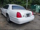 Lincoln Towncar Signature Image 16