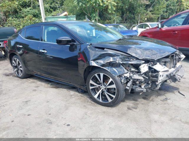  Salvage Nissan Maxima