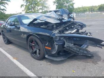  Salvage Dodge Challenger