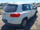 Volkswagen Tiguan S Image 9