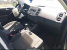 Volkswagen Tiguan S Image 10