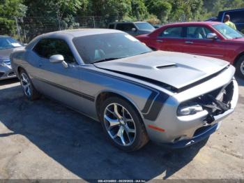  Salvage Dodge Challenger