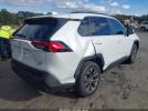 Toyota RAV4 Xle Premium Image 7