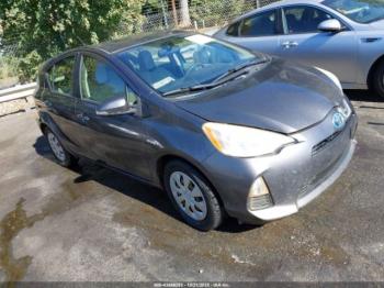  Salvage Toyota Prius c