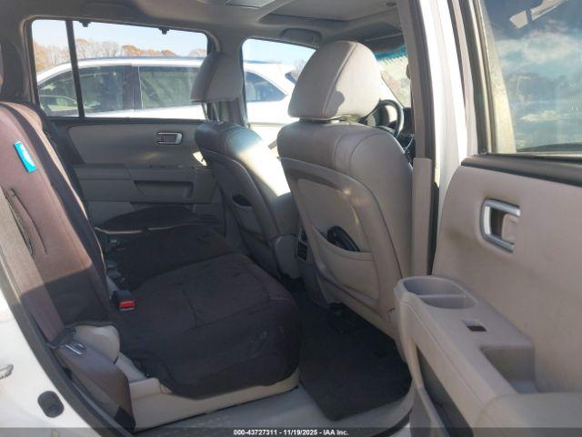 Honda Pilot Touring Image 8