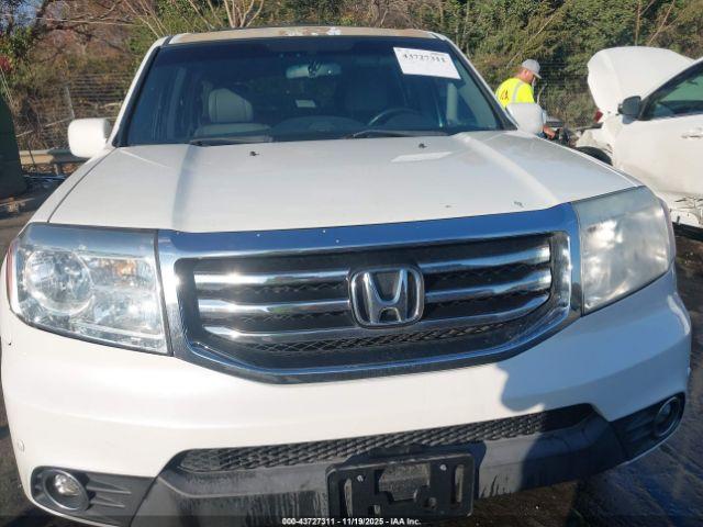 Honda Pilot Touring Image 10