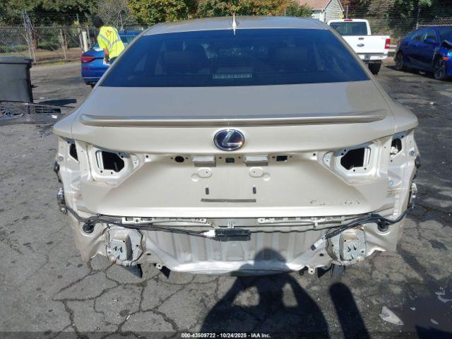 Lexus Es Image 15