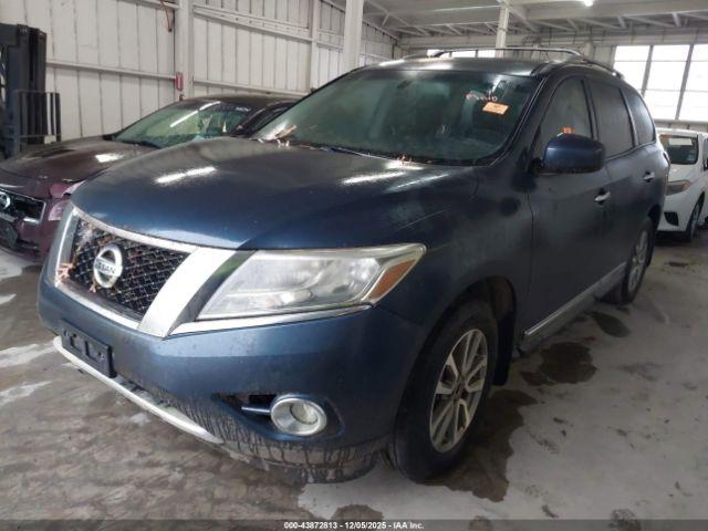 Nissan Pathfinder Sl Image 3