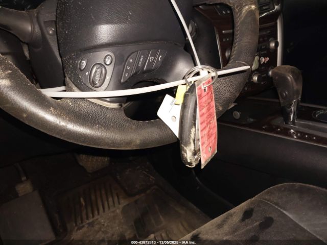 Nissan Pathfinder Sl Image 2