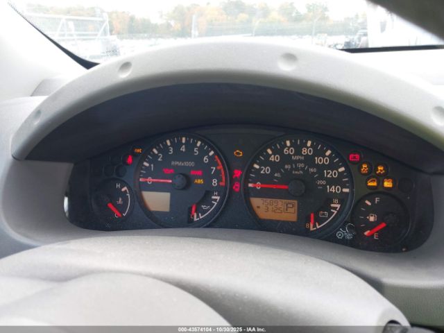 Nissan Frontier Sv Image 8