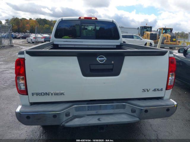 Nissan Frontier Sv Image 11