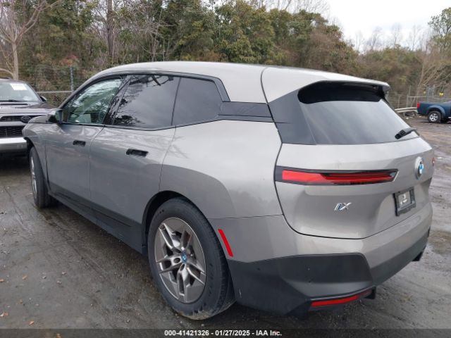 BMW iX Xdrive50 Image 17