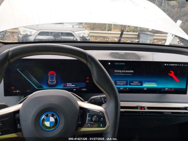BMW iX Xdrive50 Image 11