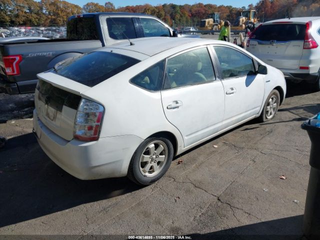 Toyota Prius Image 9