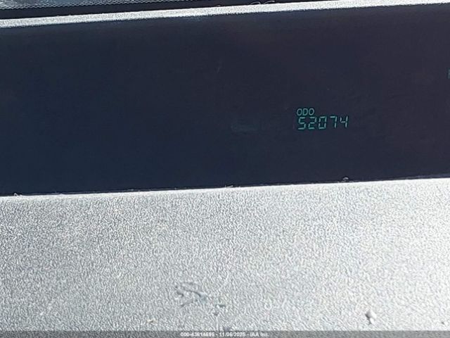 Toyota Prius Image 16