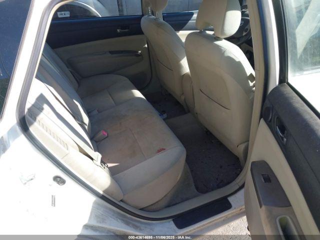 Toyota Prius Image 11