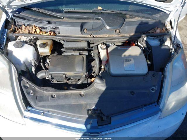 Toyota Prius Image 12