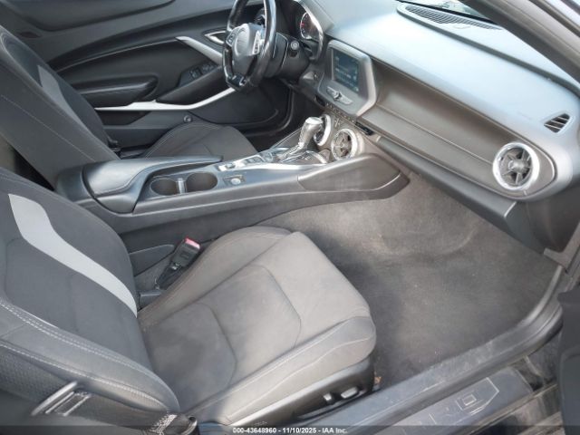 Chevrolet Camaro 1lt Image 5