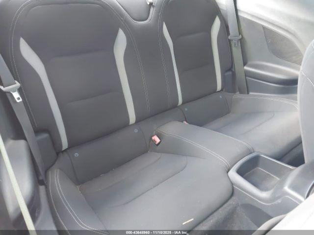 Chevrolet Camaro 1lt Image 7