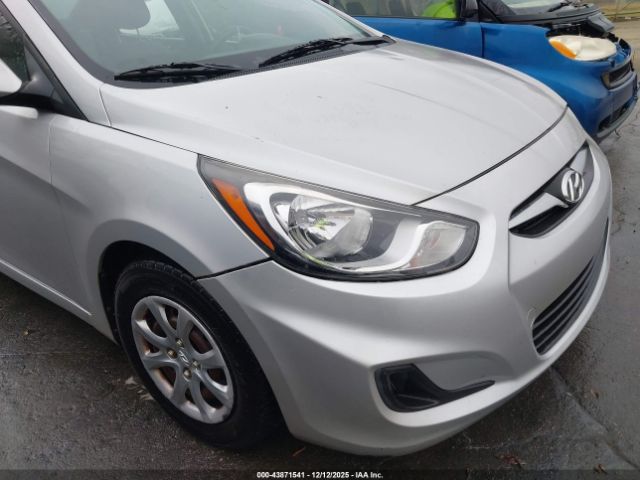 Hyundai ACCENT Gls Image 8
