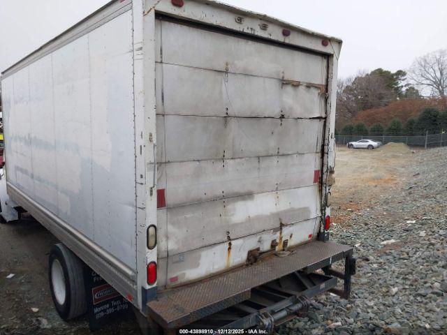 Freightliner M2 106 Medium Duty Image 9