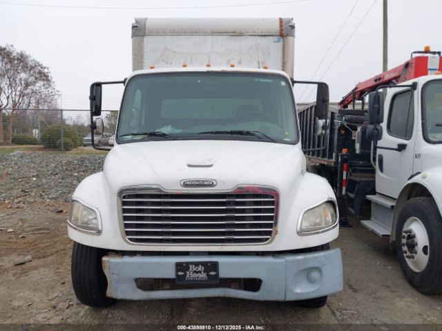 Freightliner M2 106 Medium Duty Image 11