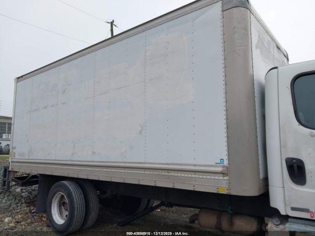 Freightliner M2 106 Medium Duty Image 14