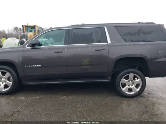 Chevrolet Suburban Lt Image 8