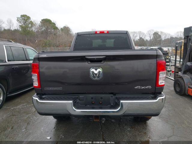 Ram 2500 Big Horn  4x4 6'4 Box Image 7