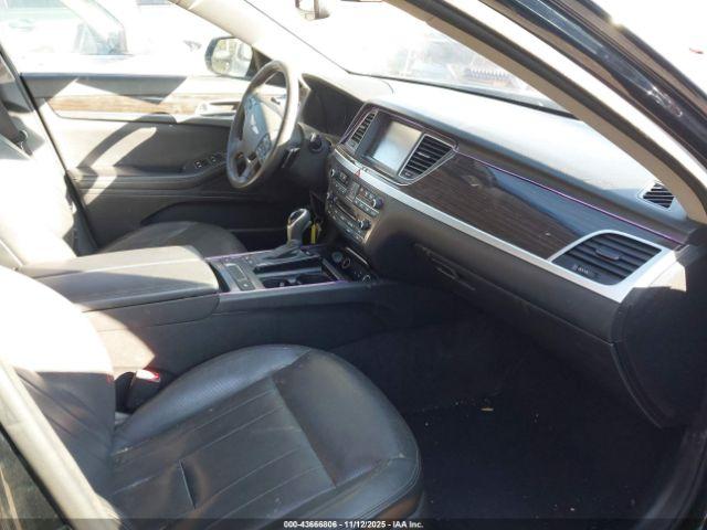 Genesis G80 3.8 Image 14