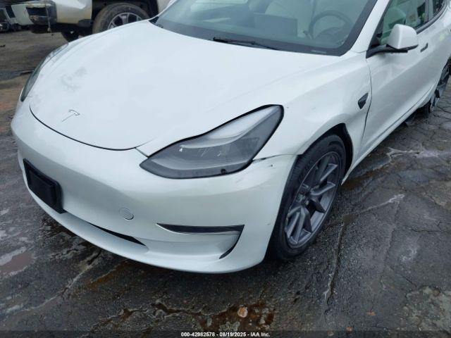 Tesla Model 3 Rear-wheel Drive Image 18