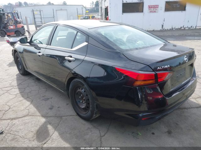 Nissan Altima S Fwd Image 3