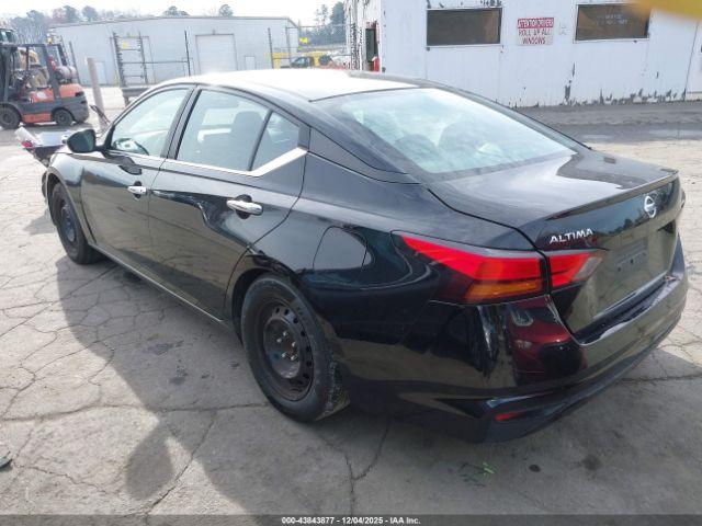 Nissan Altima S Fwd Image 3