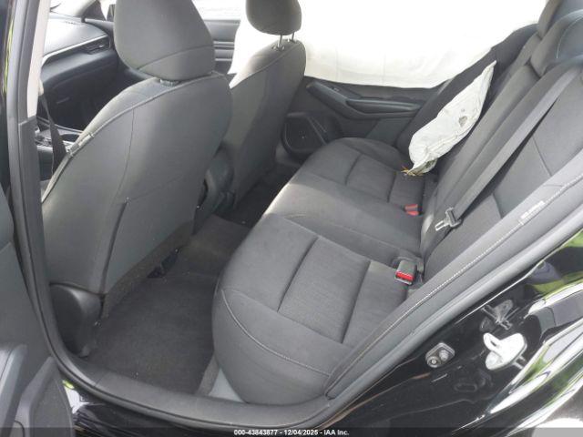 Nissan Altima S Fwd Image 9