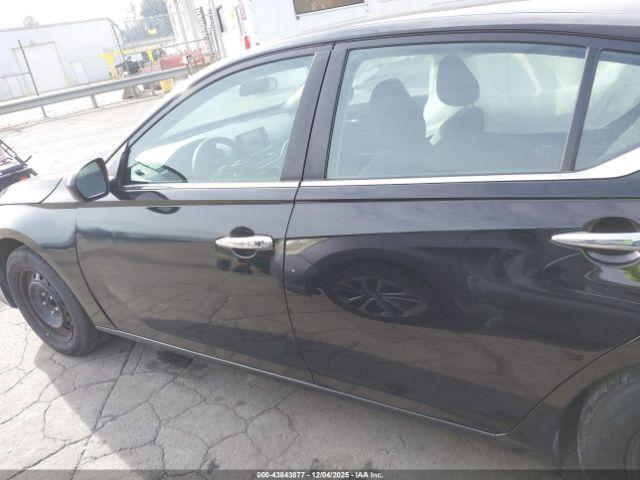 Nissan Altima S Fwd Image 5