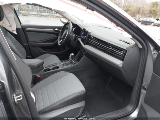 Volkswagen Jetta 1.5t Se Image 2