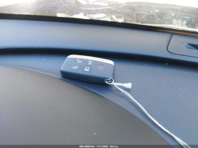 Jaguar F-PACE Premium P250 Awd Automatic Image 13