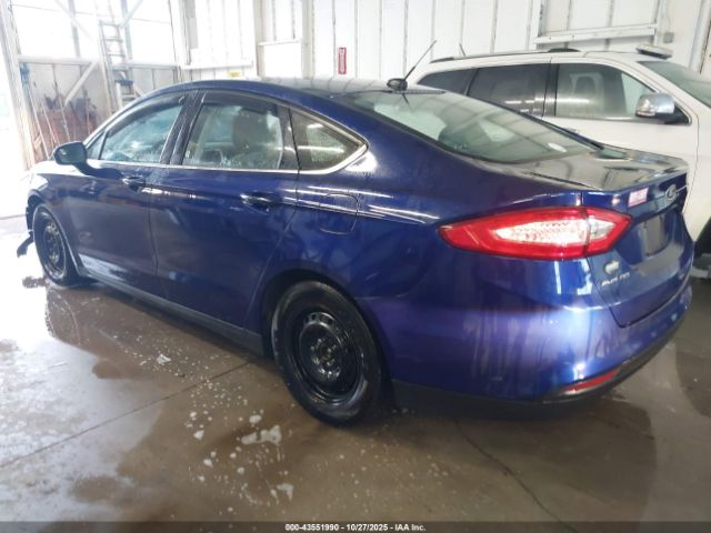 Ford Fusion S Image 2