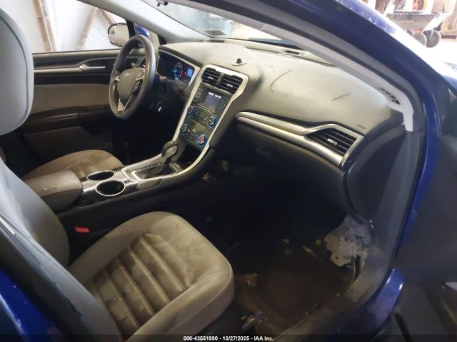 Ford Fusion S Image 5